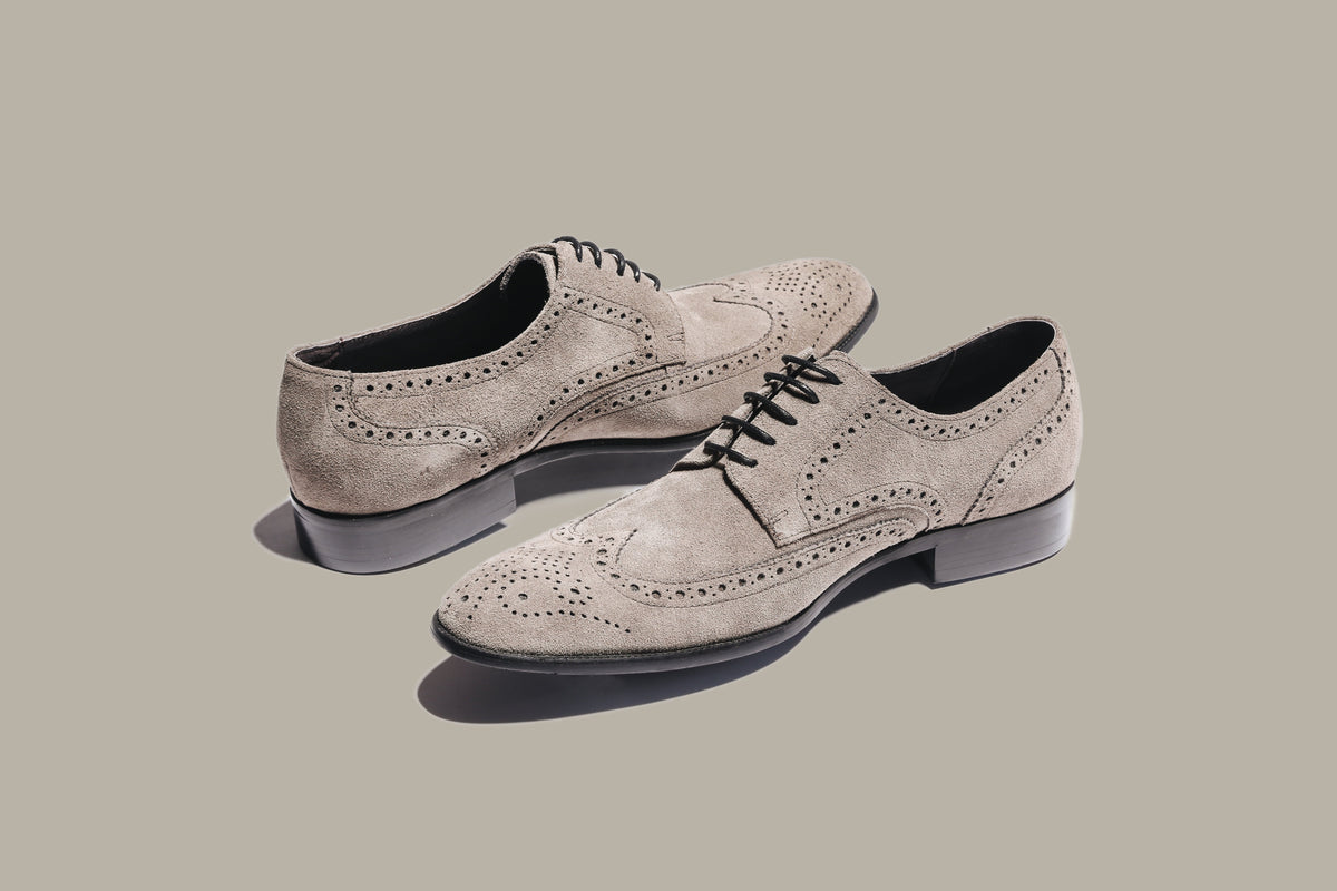 Hugo Boss Suede Wingtip Brogue Derby Shoes in Dark Grey These are elegant men main image 2