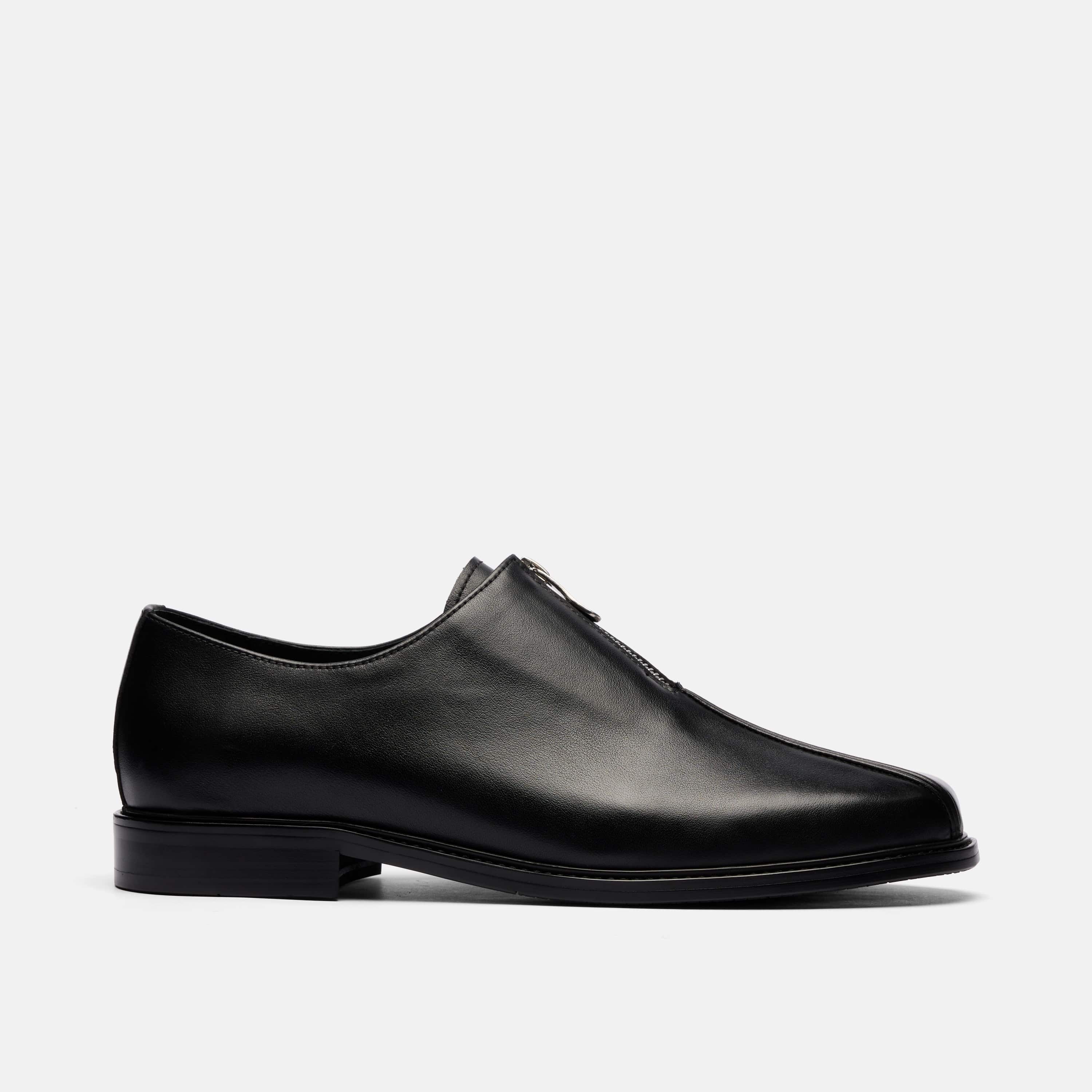 Axe by Nikko Washington — Black Zip Oxford