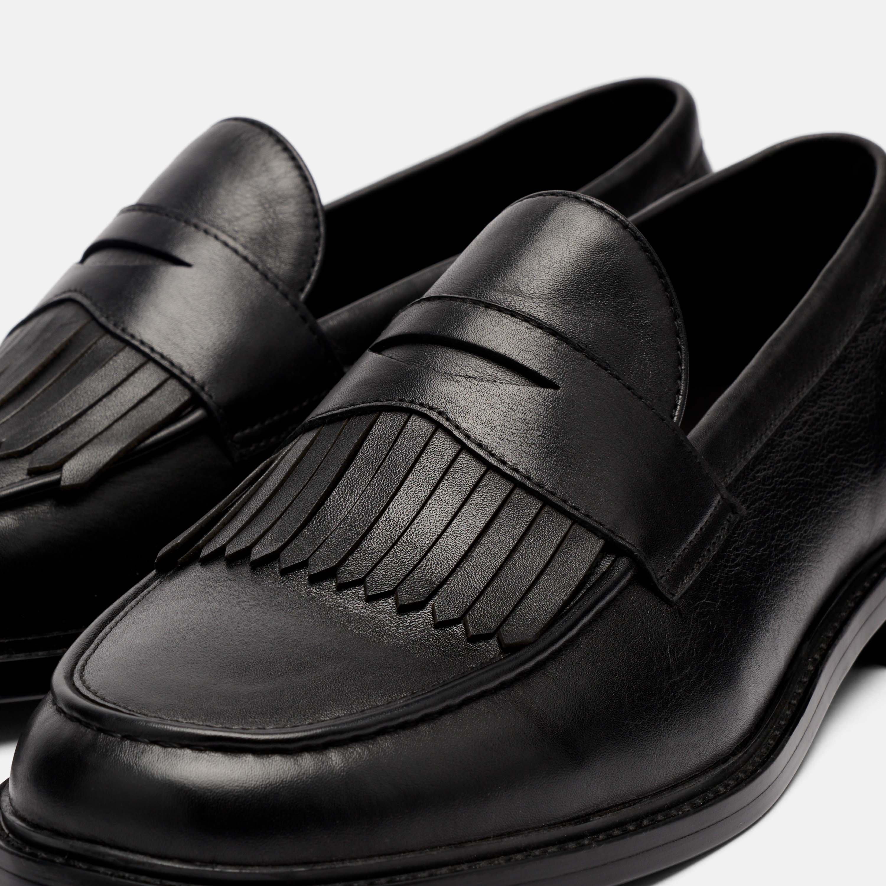 Clint Black Calf Leather Kiltie Loafers