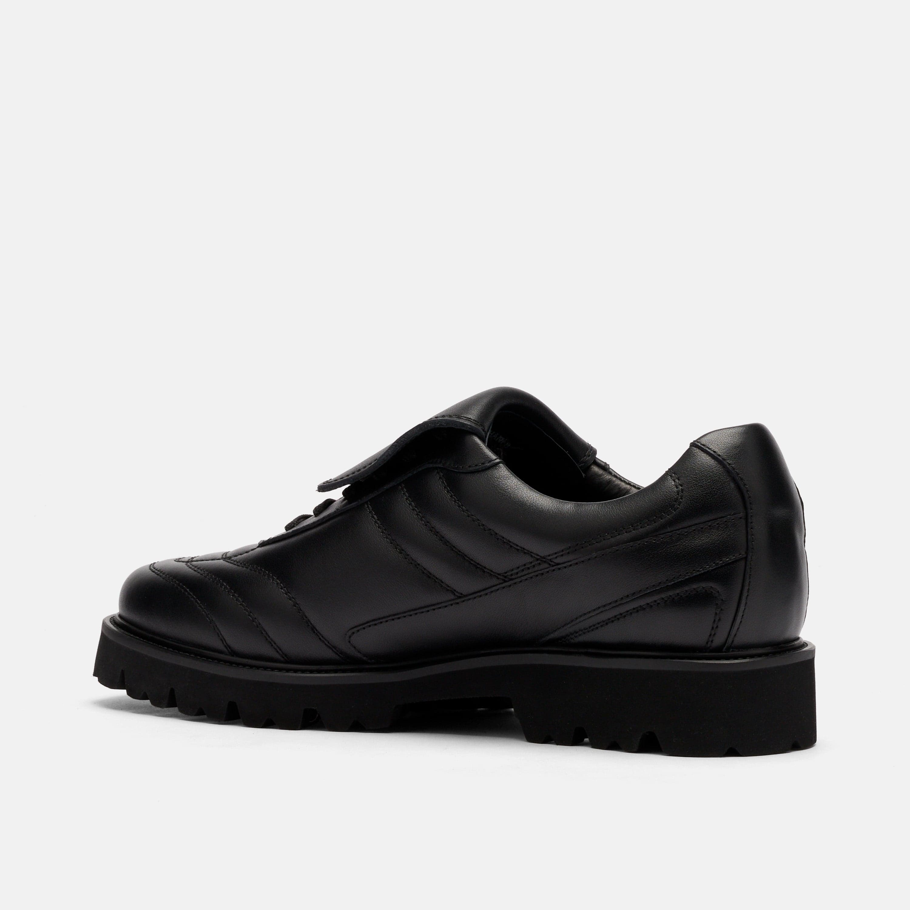 Johan Black Leather Lug Soccer Derbys