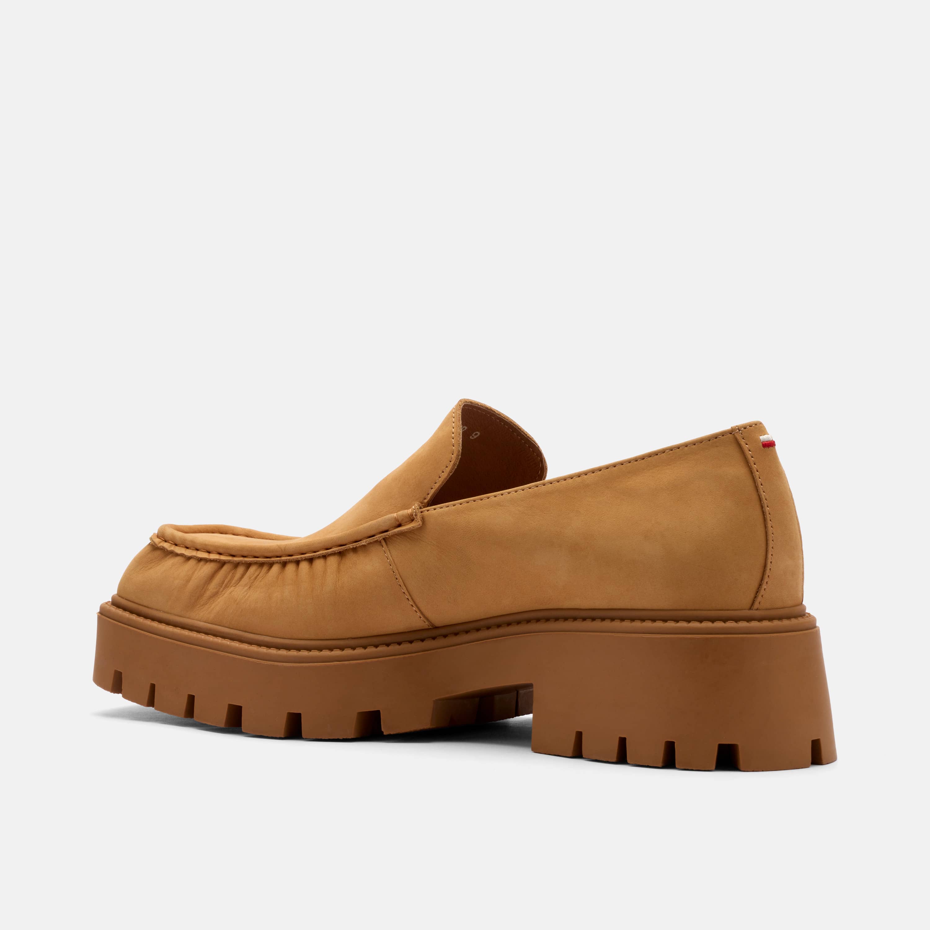 Mercer Wheat Leather Pleated Loafer