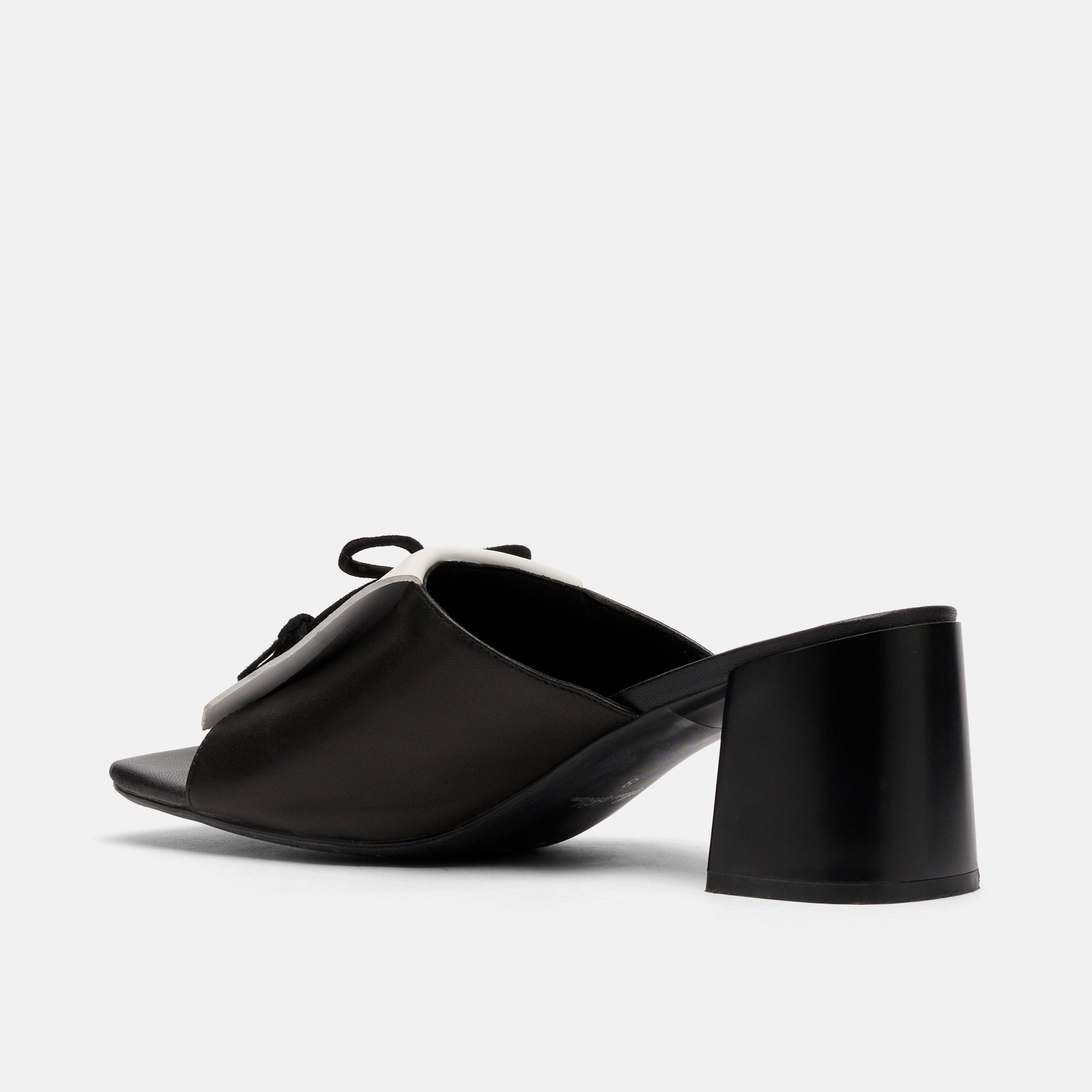 Sienna Black/White Leather Tassel Block Pumps