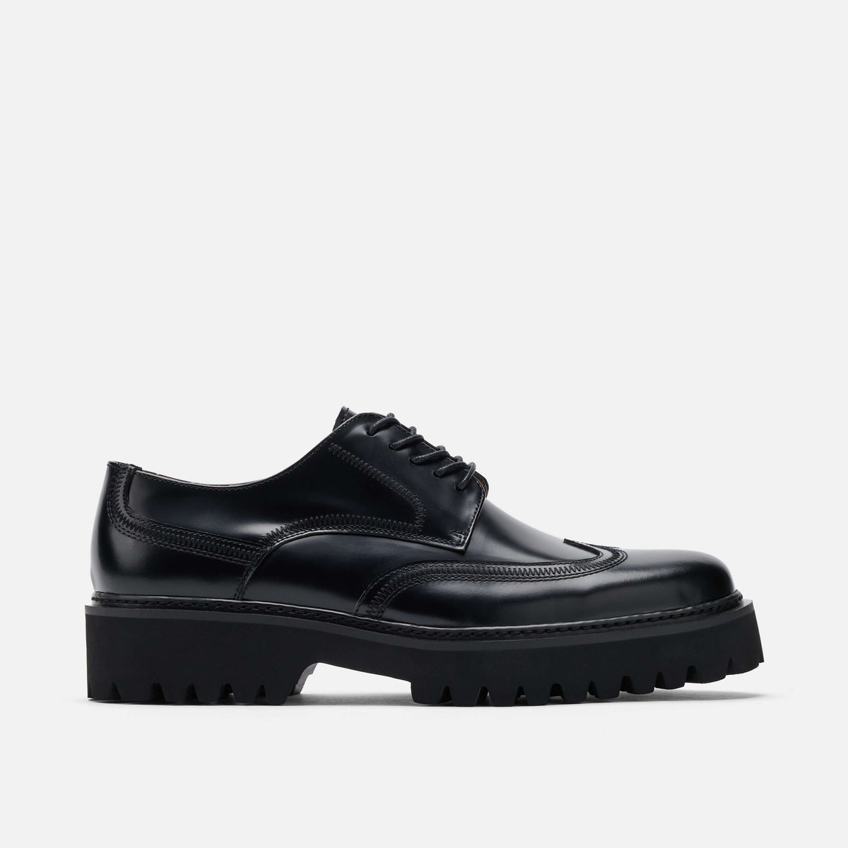 Bostonian Lamont wingtip shoes in black leather 11 Belmont Black Crocskin Leather Wingtip Combat Boots main image 2