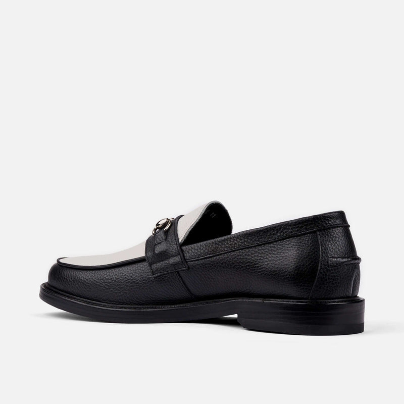 near d mark bit detail loafer