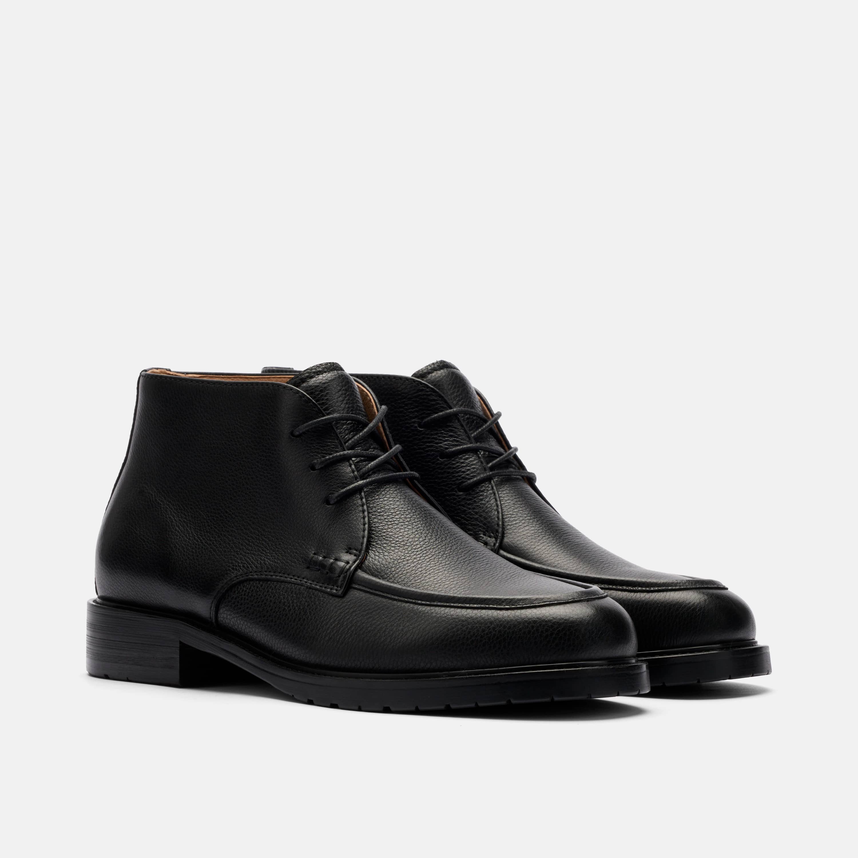 Logan Black Leather Chukka Boots