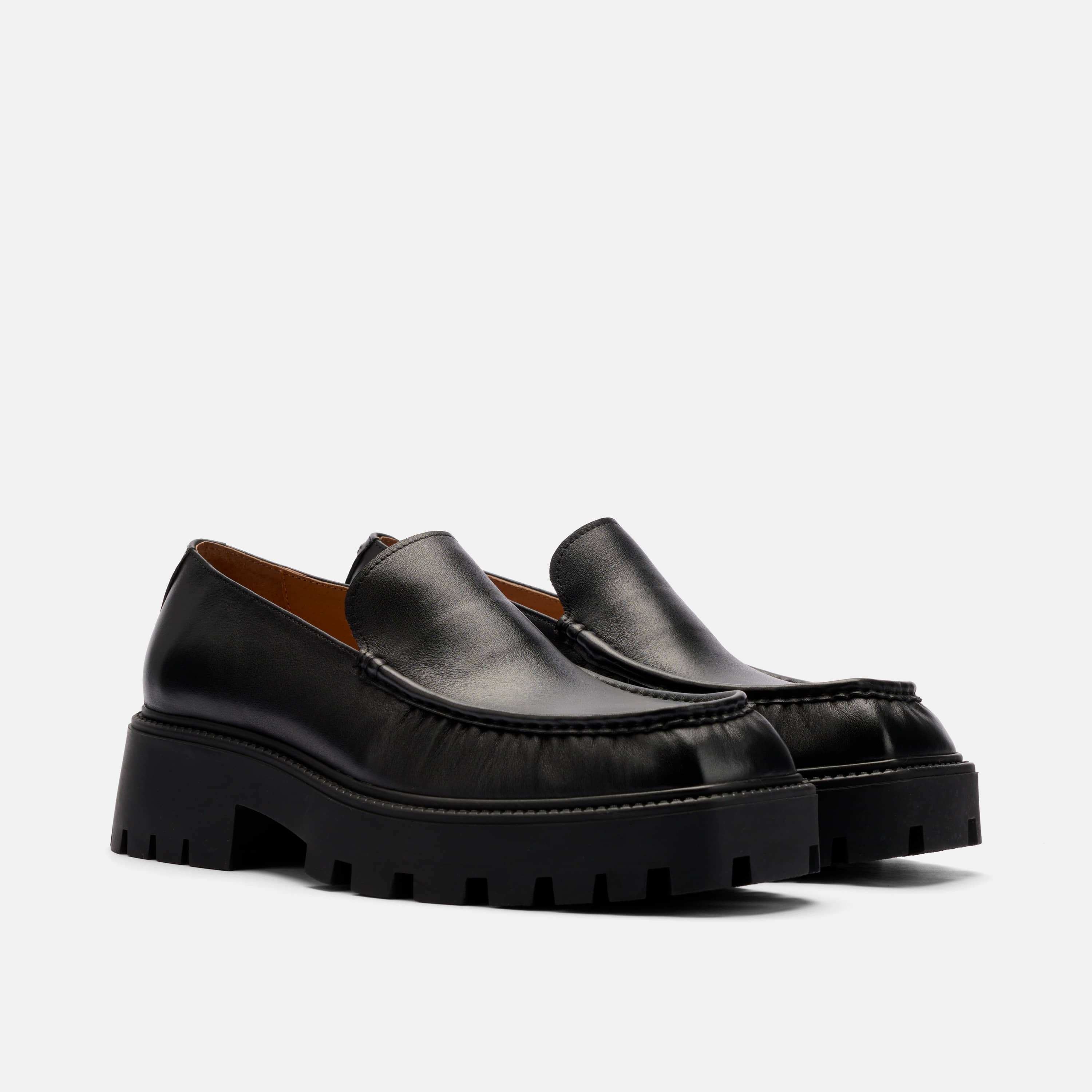 Mercer Black Leather Pleated Loafer