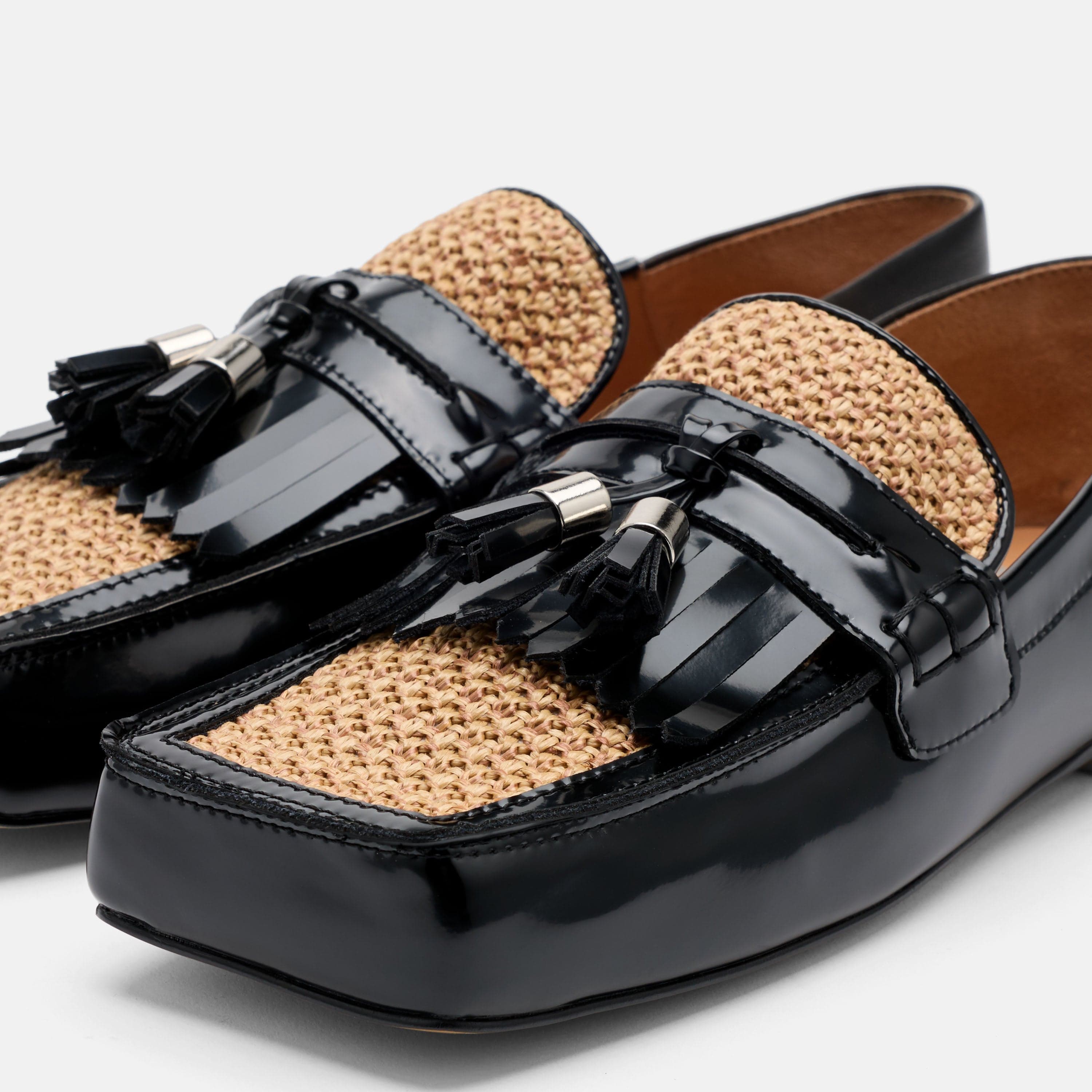 Simone Black/Tan Leather Raffia Tassel Loafers
