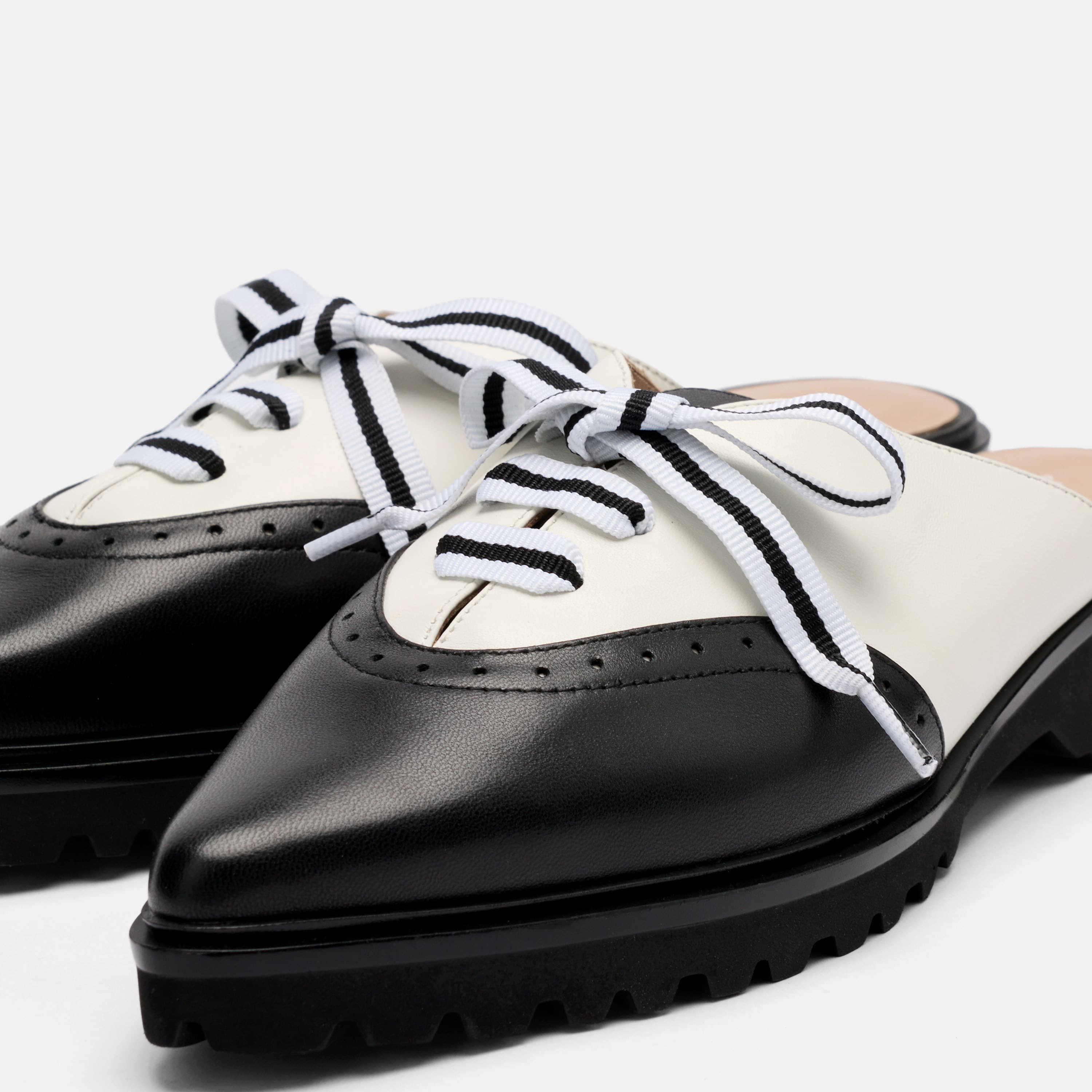 Vera Black/White Leather Oxford Mules