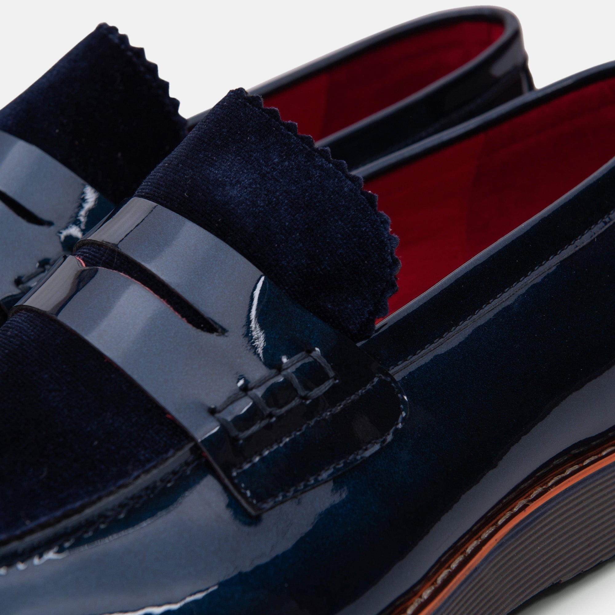 Tag et bad Twisted Kvadrant Abe Navy Patent Leather Penny Loafers - Marc Nolan