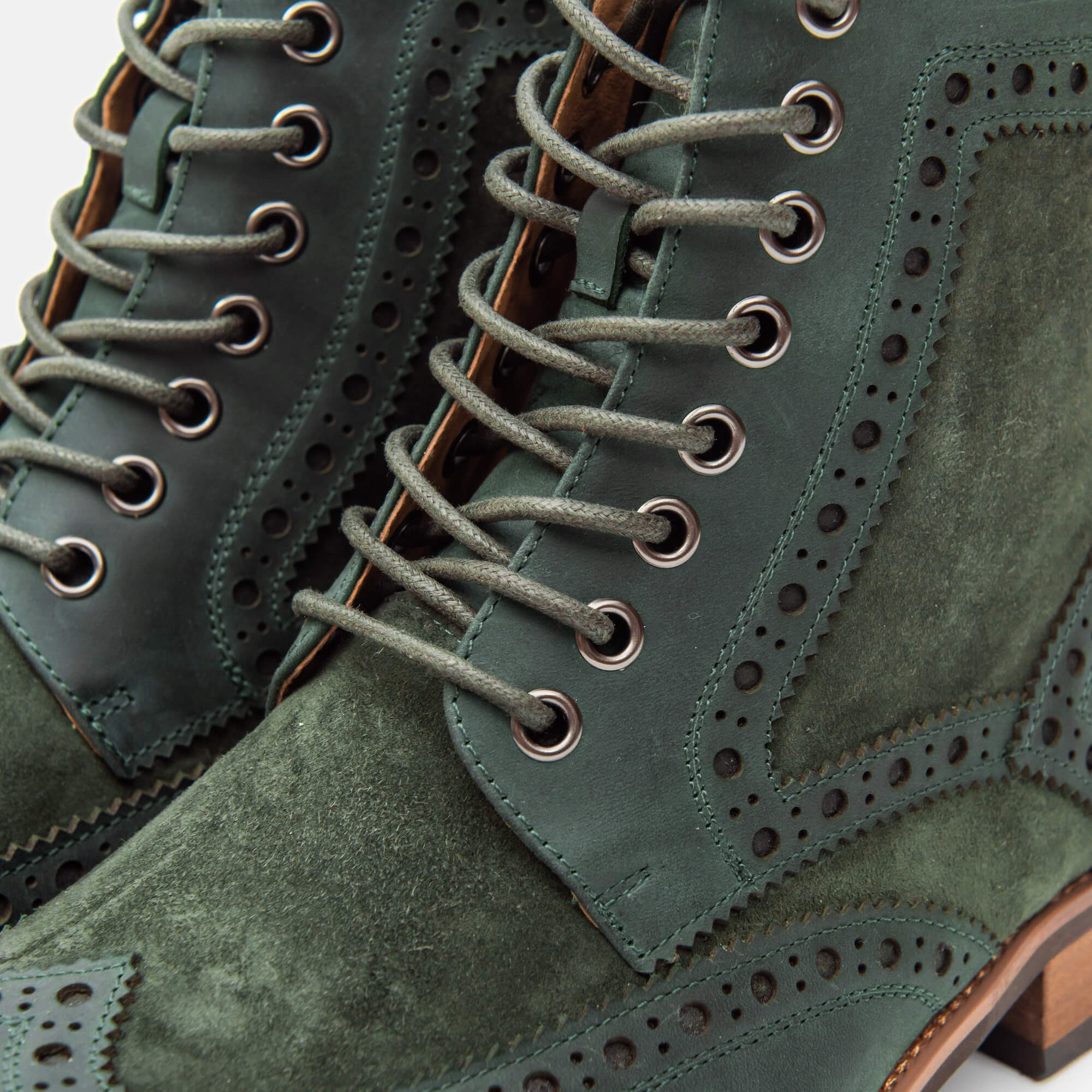 Belmont Hunter Green Leather Wingtip Combat Boots