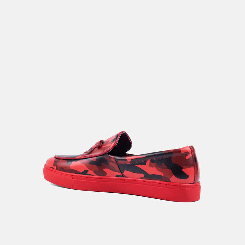 Red hot sale camo sneakers